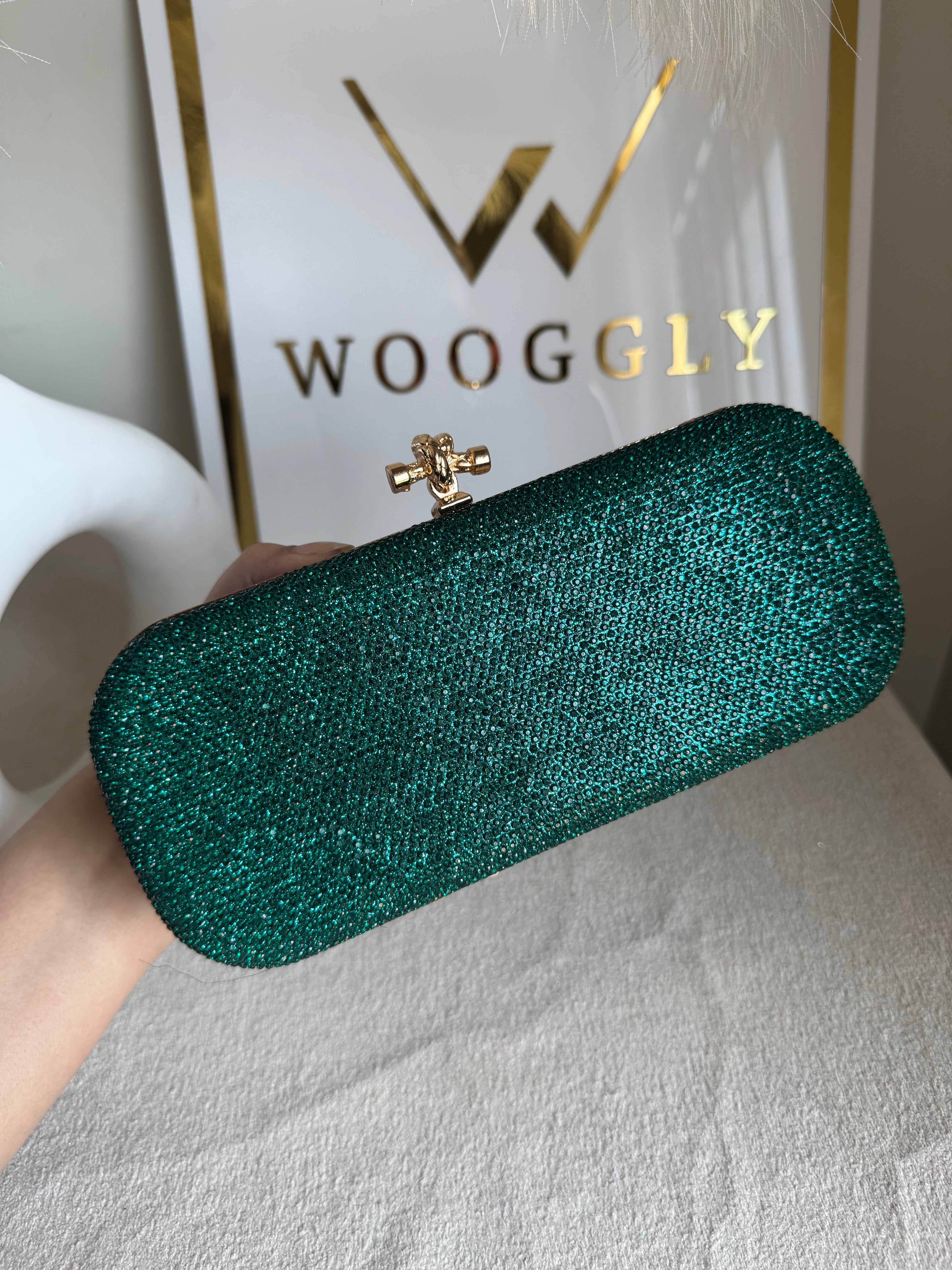Bottega Shimmer Clutch - Green with Chain