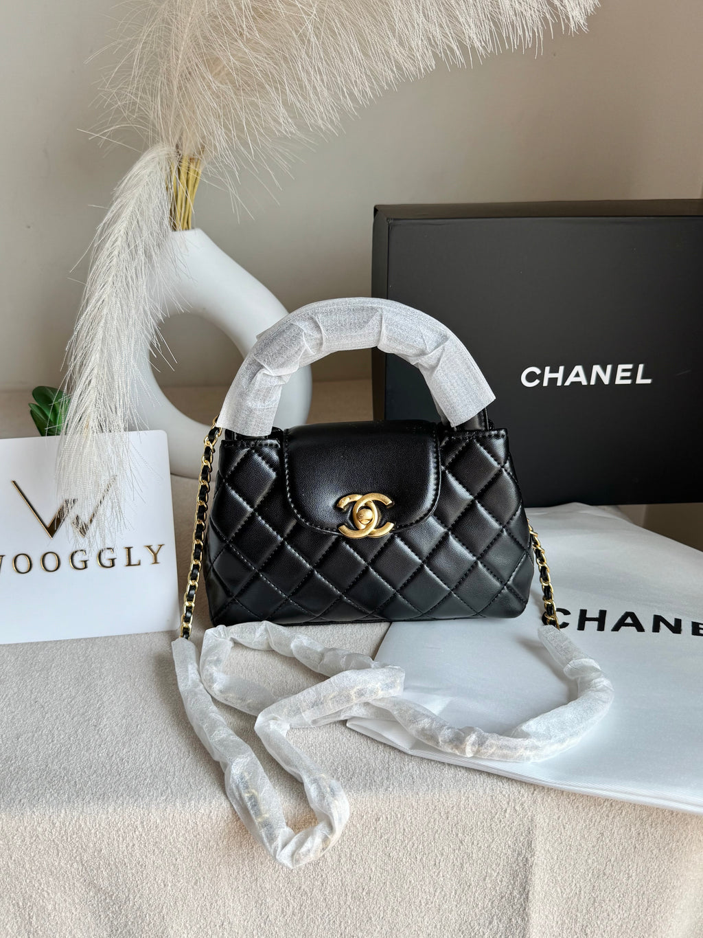CH Premium Viral Quilted Bag – Black with Box Packaging