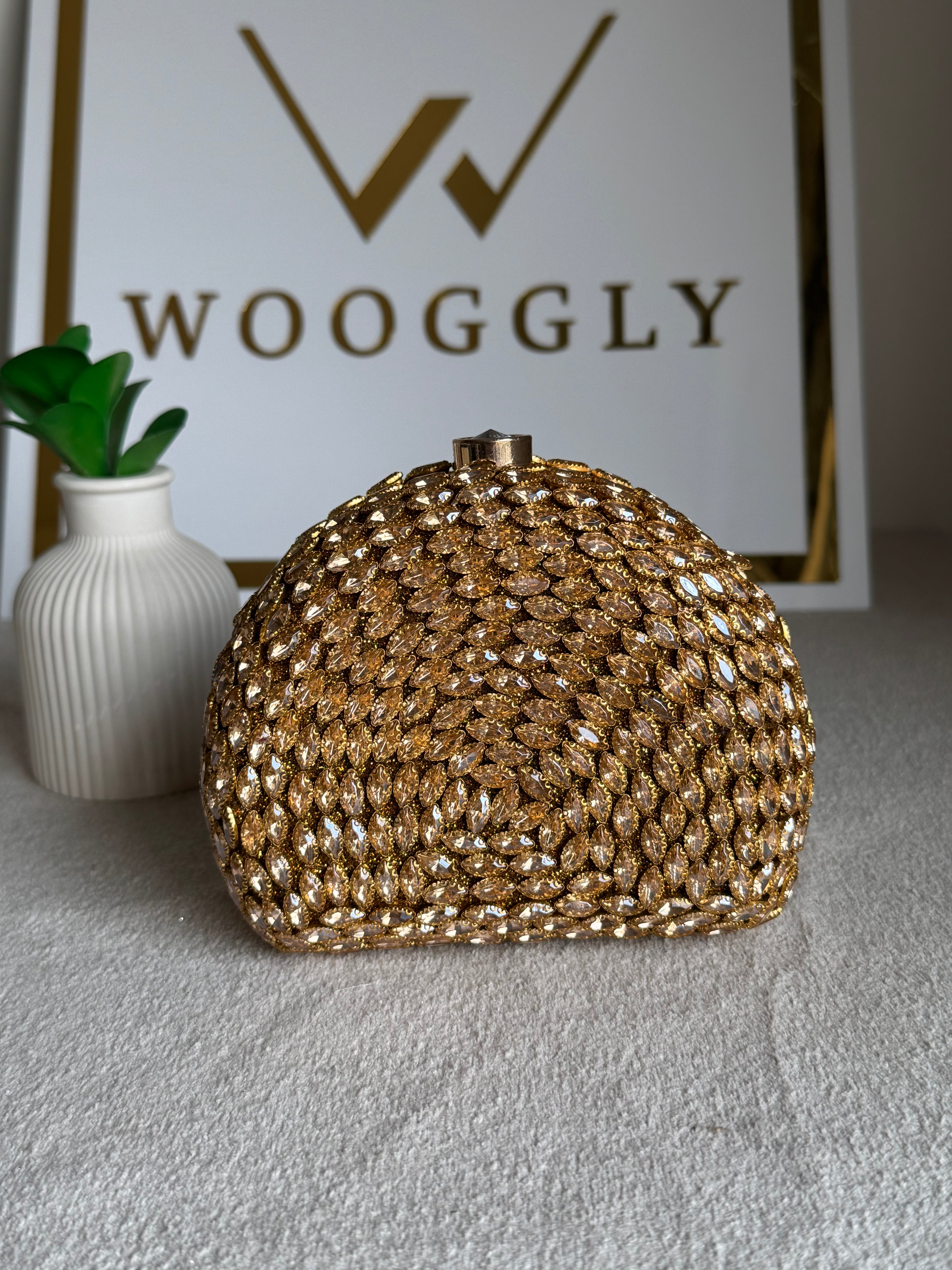 Zeenat Clutch (Gold)