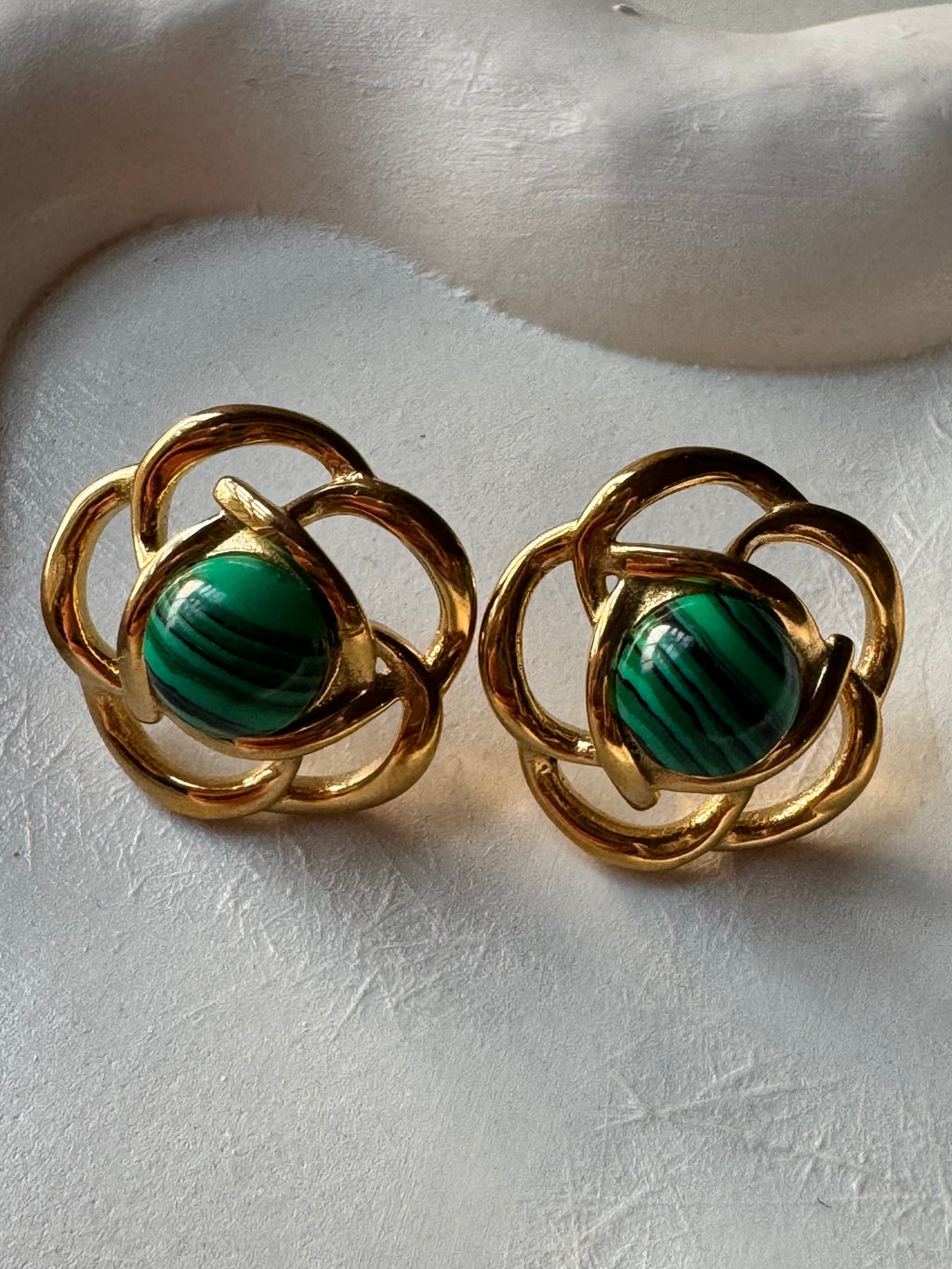 Twinkle Studs - Green