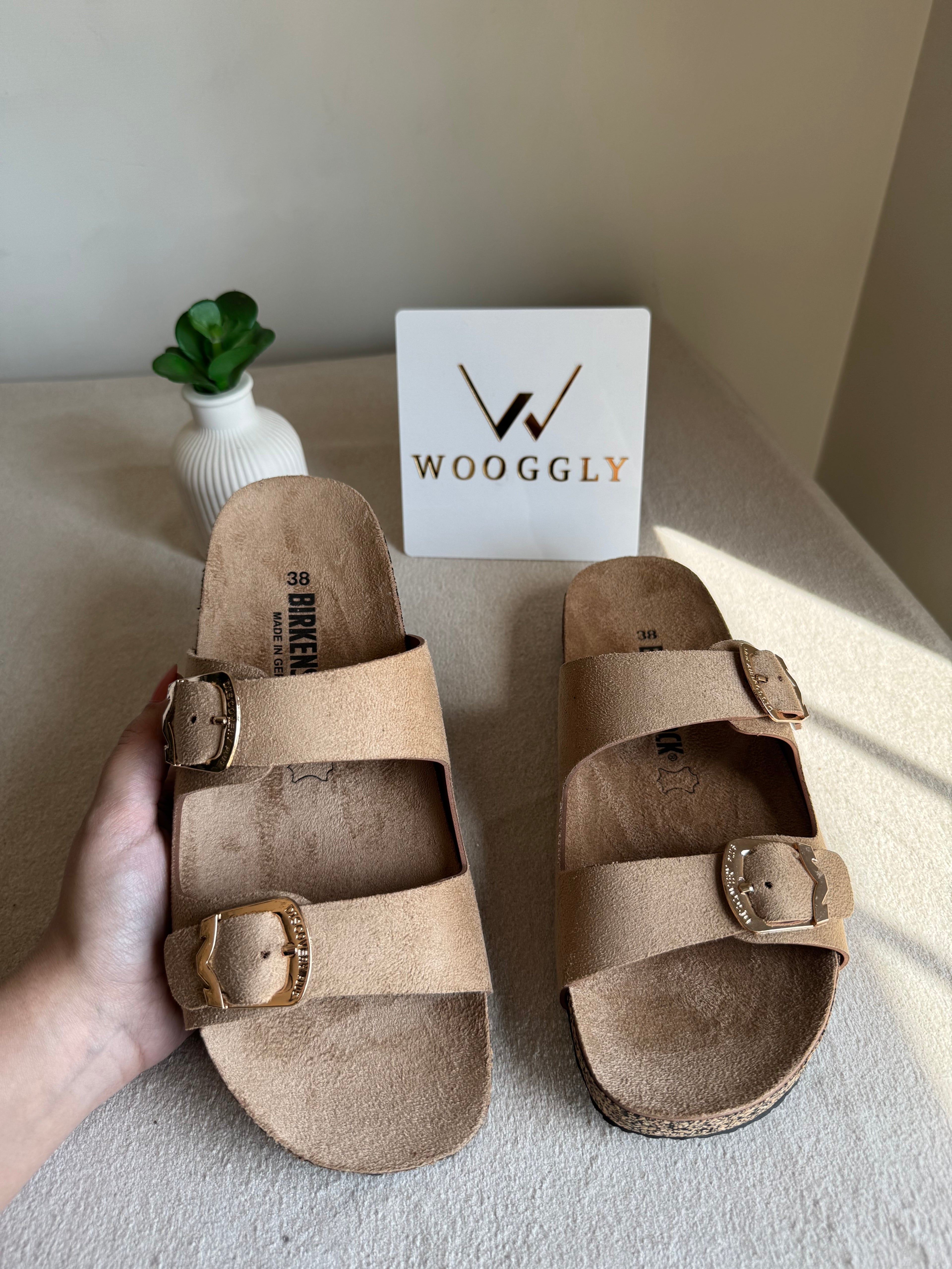 Viral Birkenstock Comfy Sandals - Suede Beige