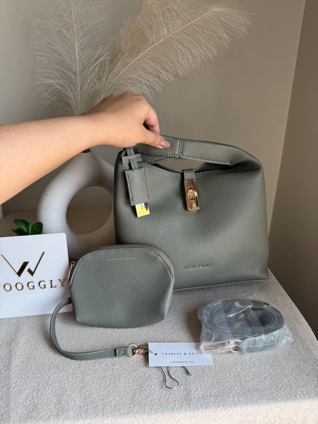 Premium C & K Bucket Bag with Small Pouch & PROPER PACKING Grey