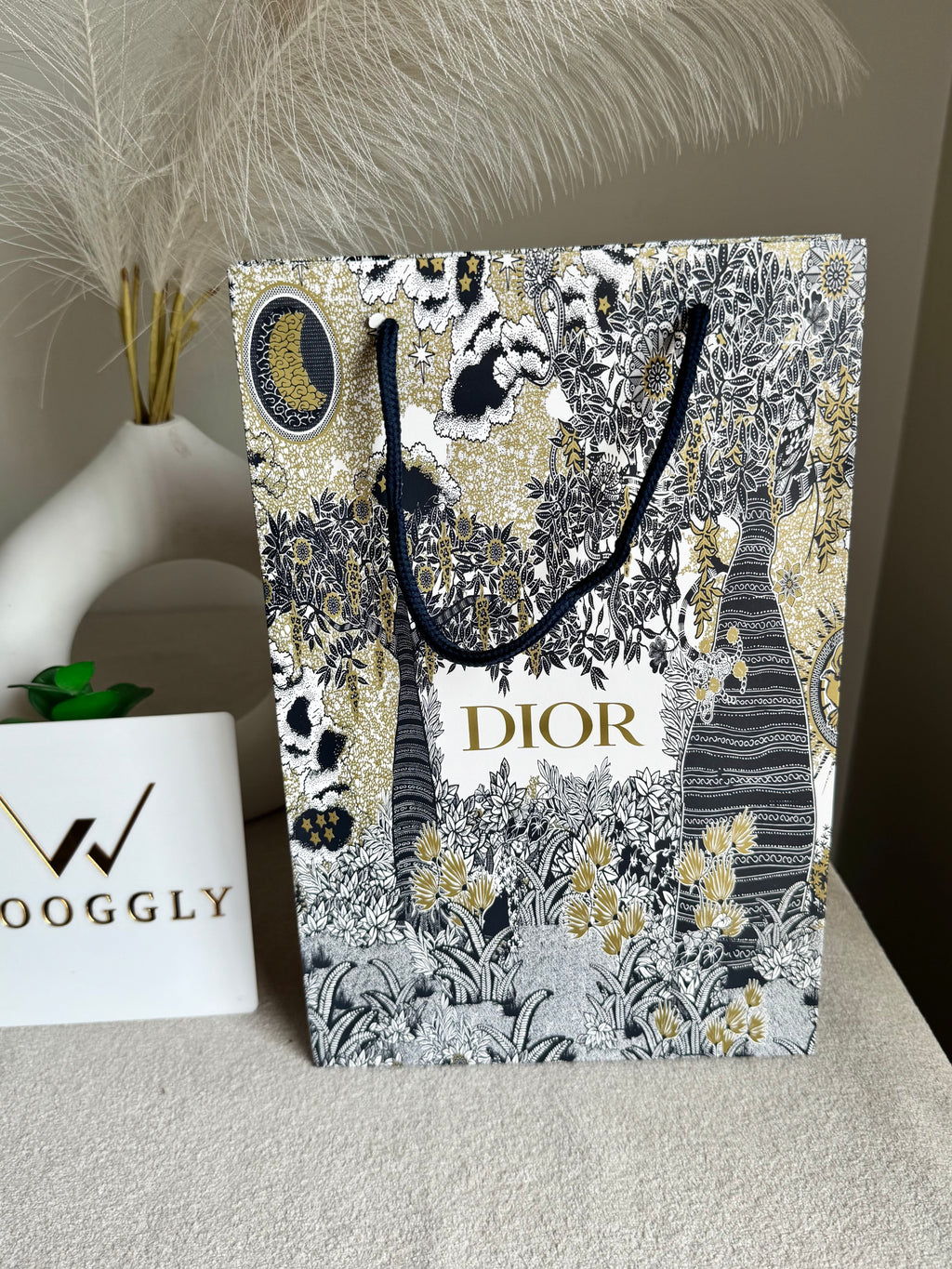 Gift Bag - Dior - Small (ONLY FOR PICK UP OR INDRIVE CUSTOMERS IN LAHORE)