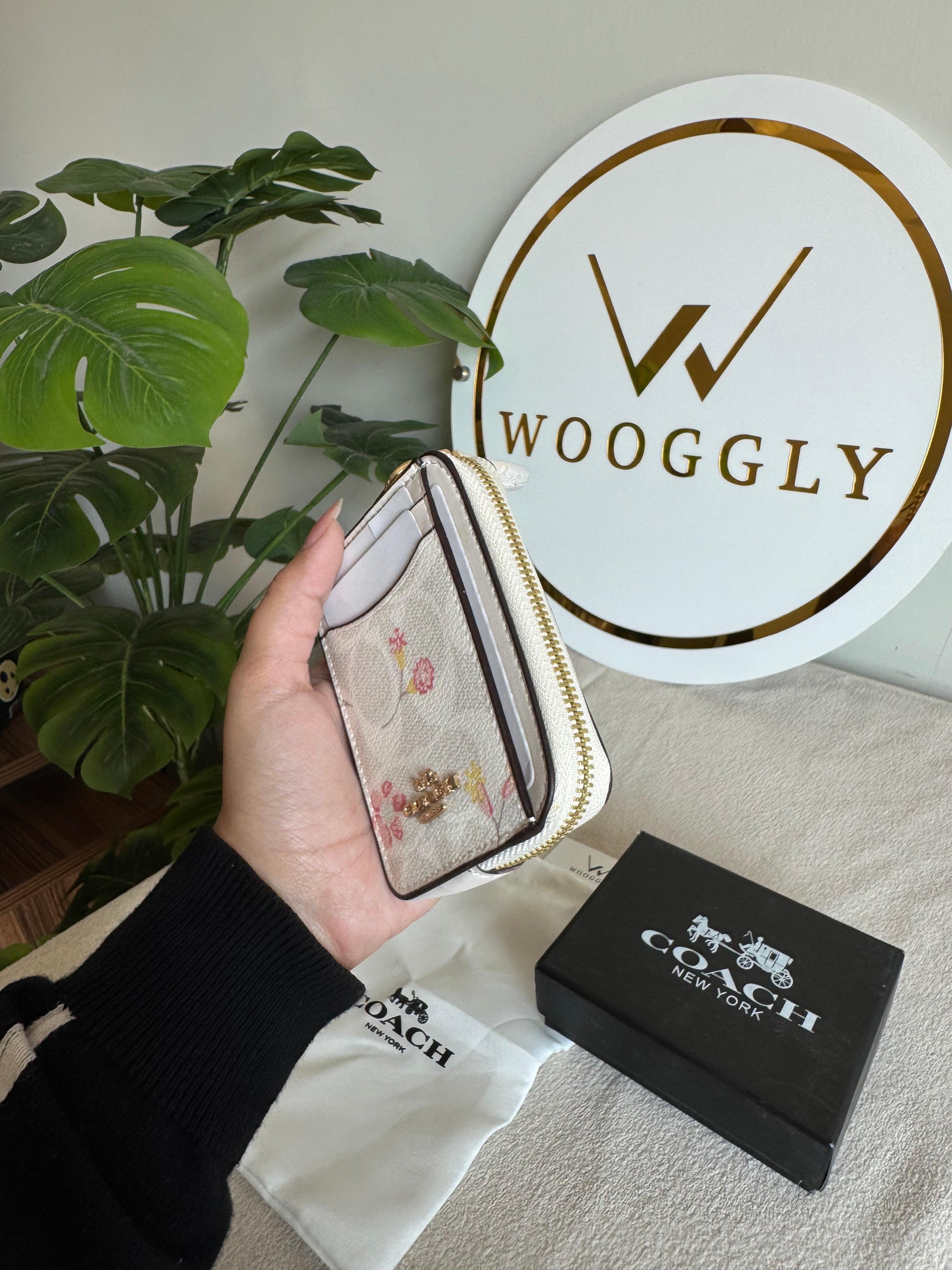 Coach Zip Card Case with Box Packing - Floral Beige