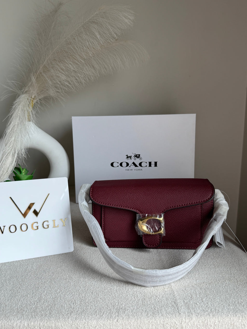 Coach TABBY Premium 20 (MINI) Maroon - Magnetic BOX PACKING