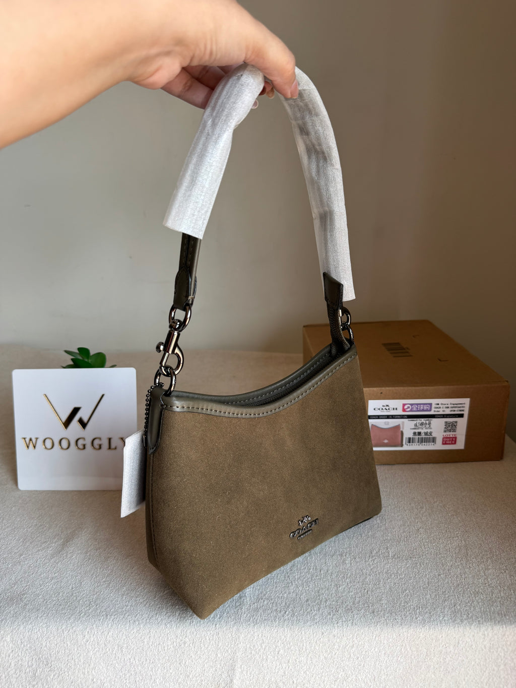 COACH PREMIUM Suede Shoulder Bag OLIVE - BOX PACKING
