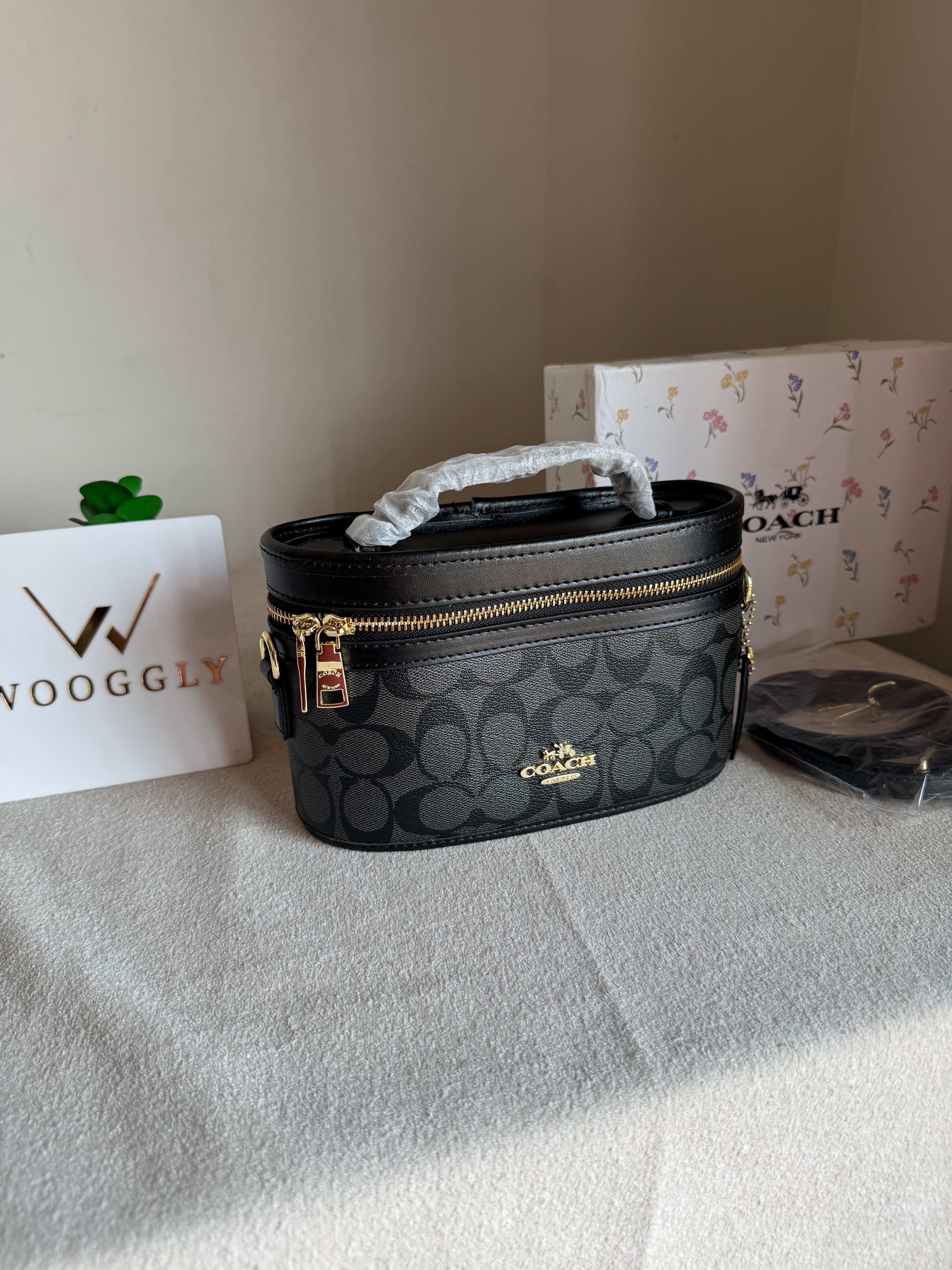 COACH Premium Bucket Bag (Signature Black) with Long Strap - BOX PACKING