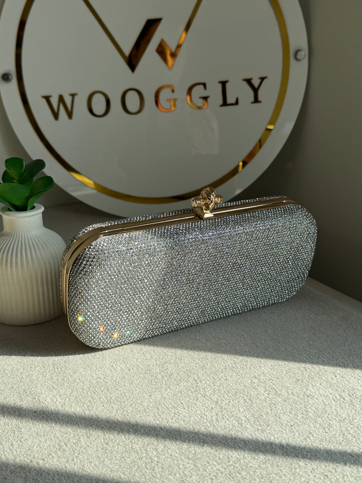 Bottega Shimmer Clutch - Silver with Chain