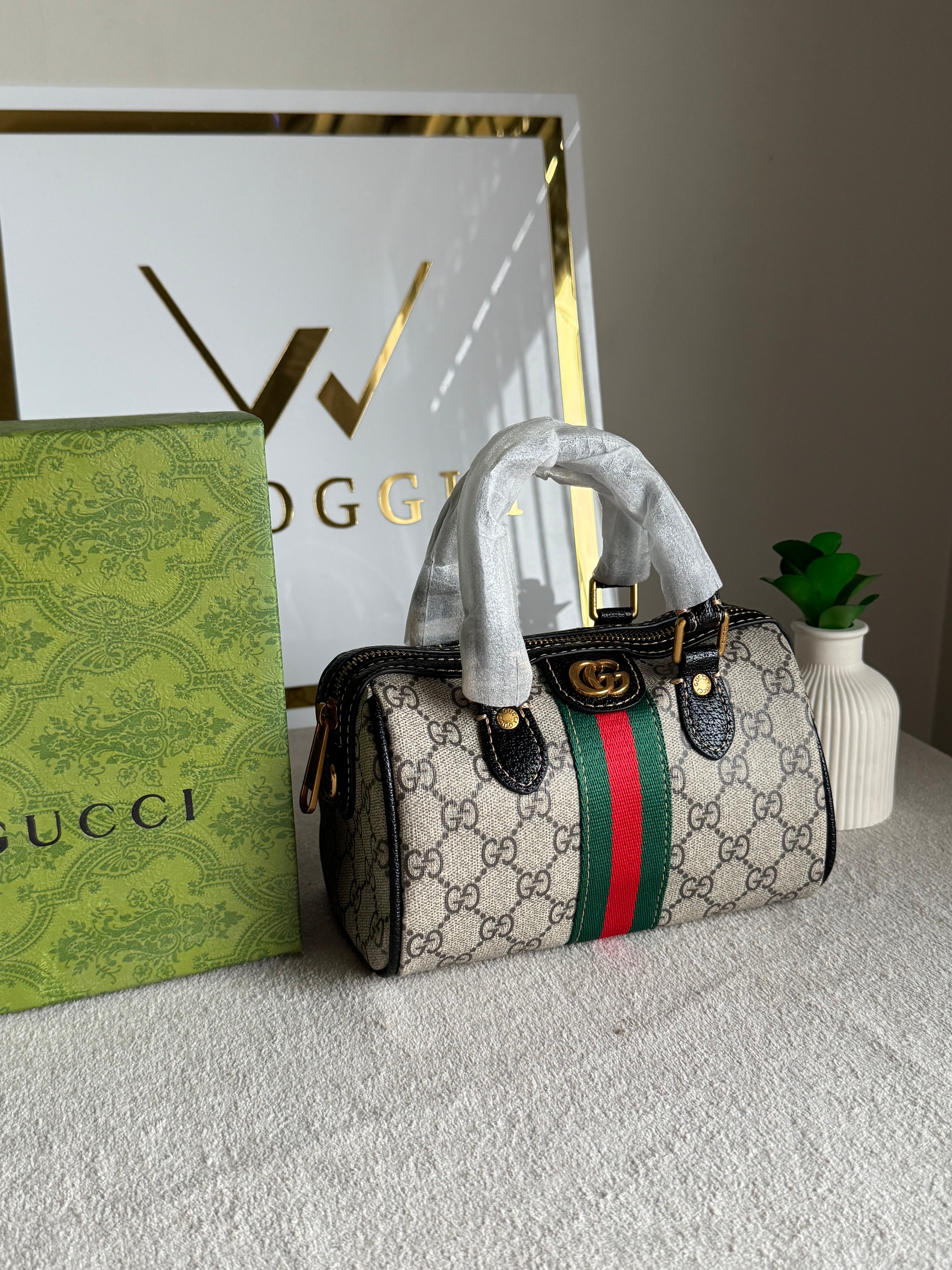 Gucci Mini Duffle Bag - Black