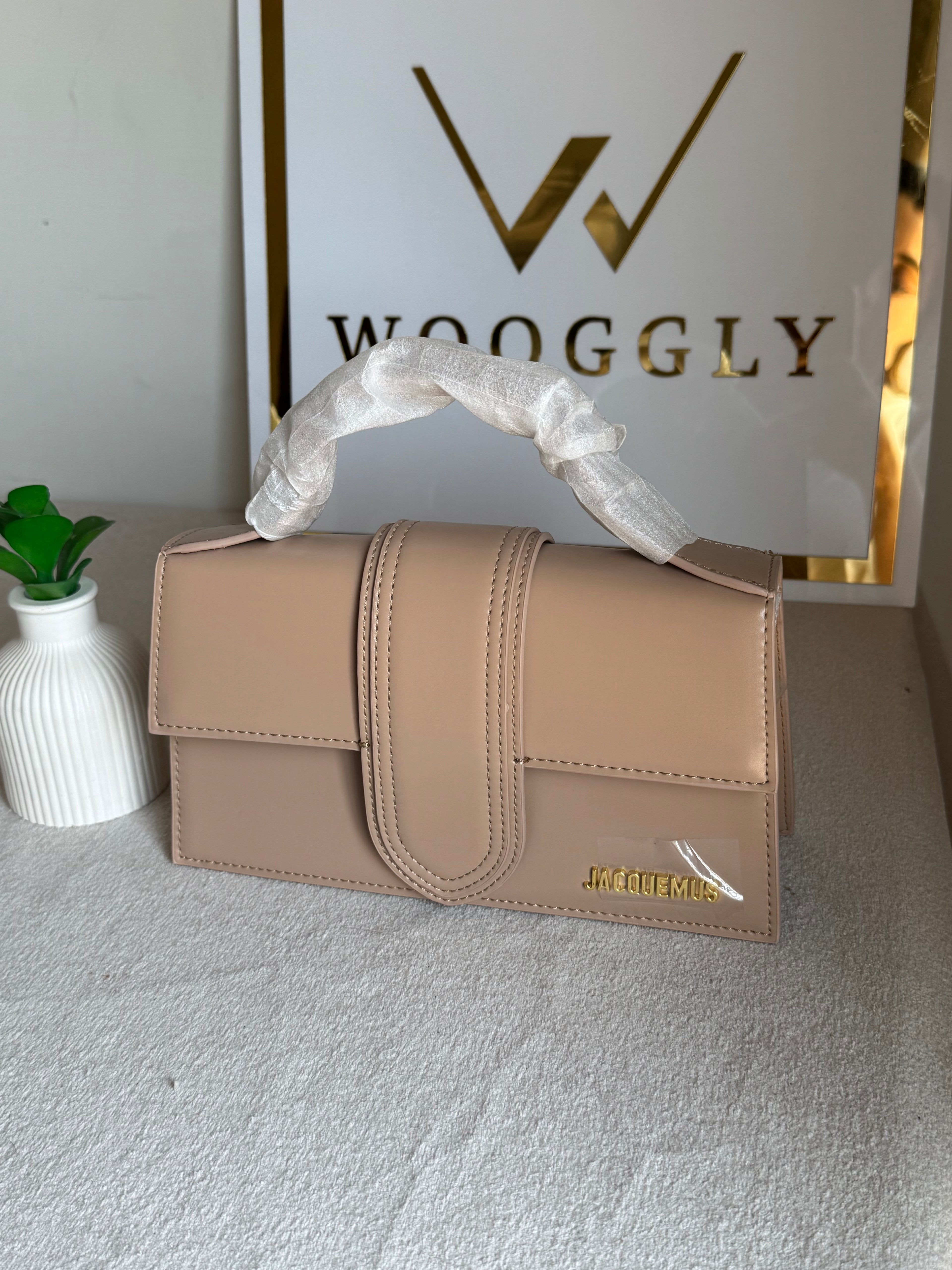 Jacquemus - Medium Bambino (Beige) BOX PACKING