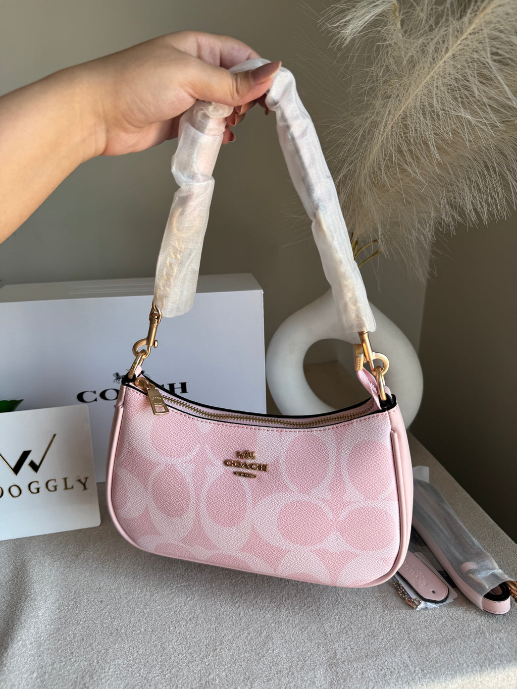 COACH TERI PREMIUM (Pink) - BOX PACKING
