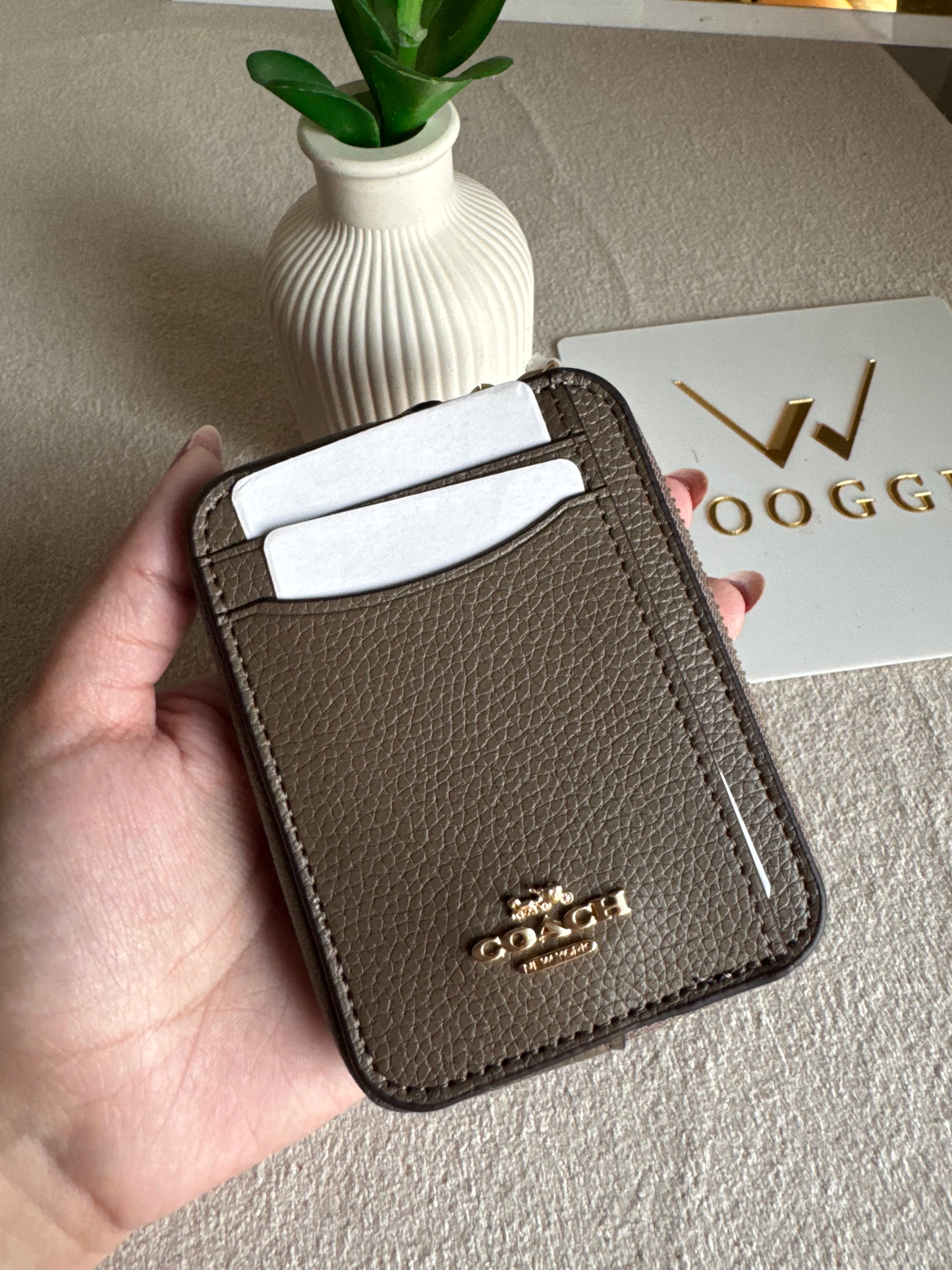 Coach Zip Card Case - Olive