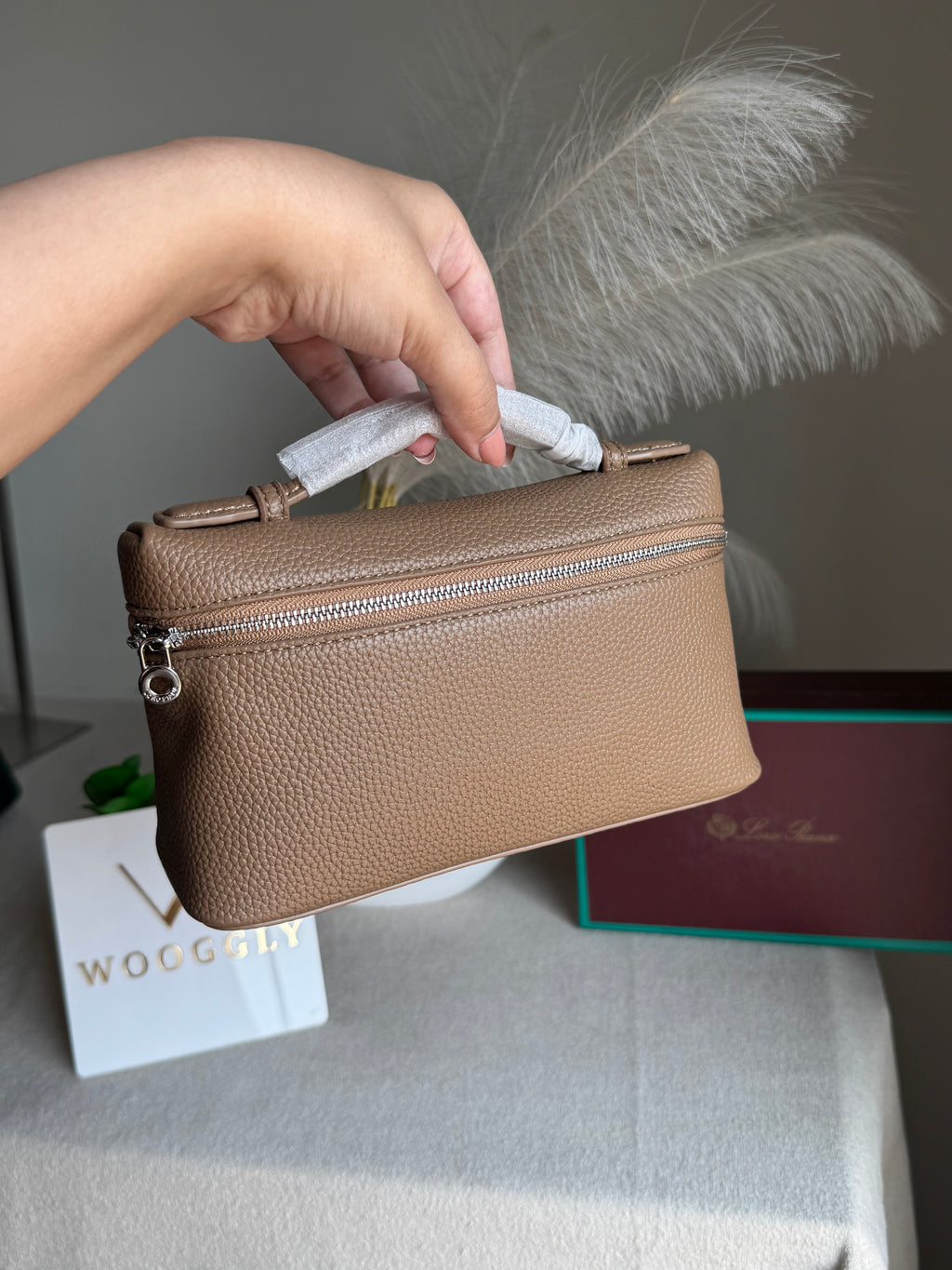 Loro Piana Premium Signature Bag - Khaaki
