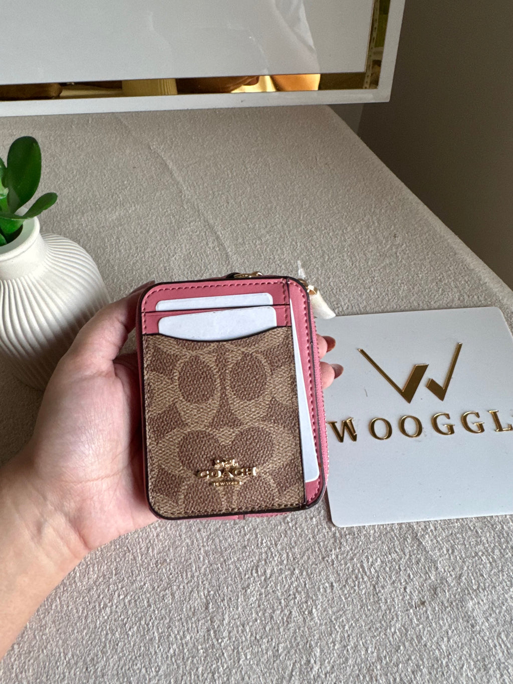 Coach Zip Card Case - Signature Apricot with Pink