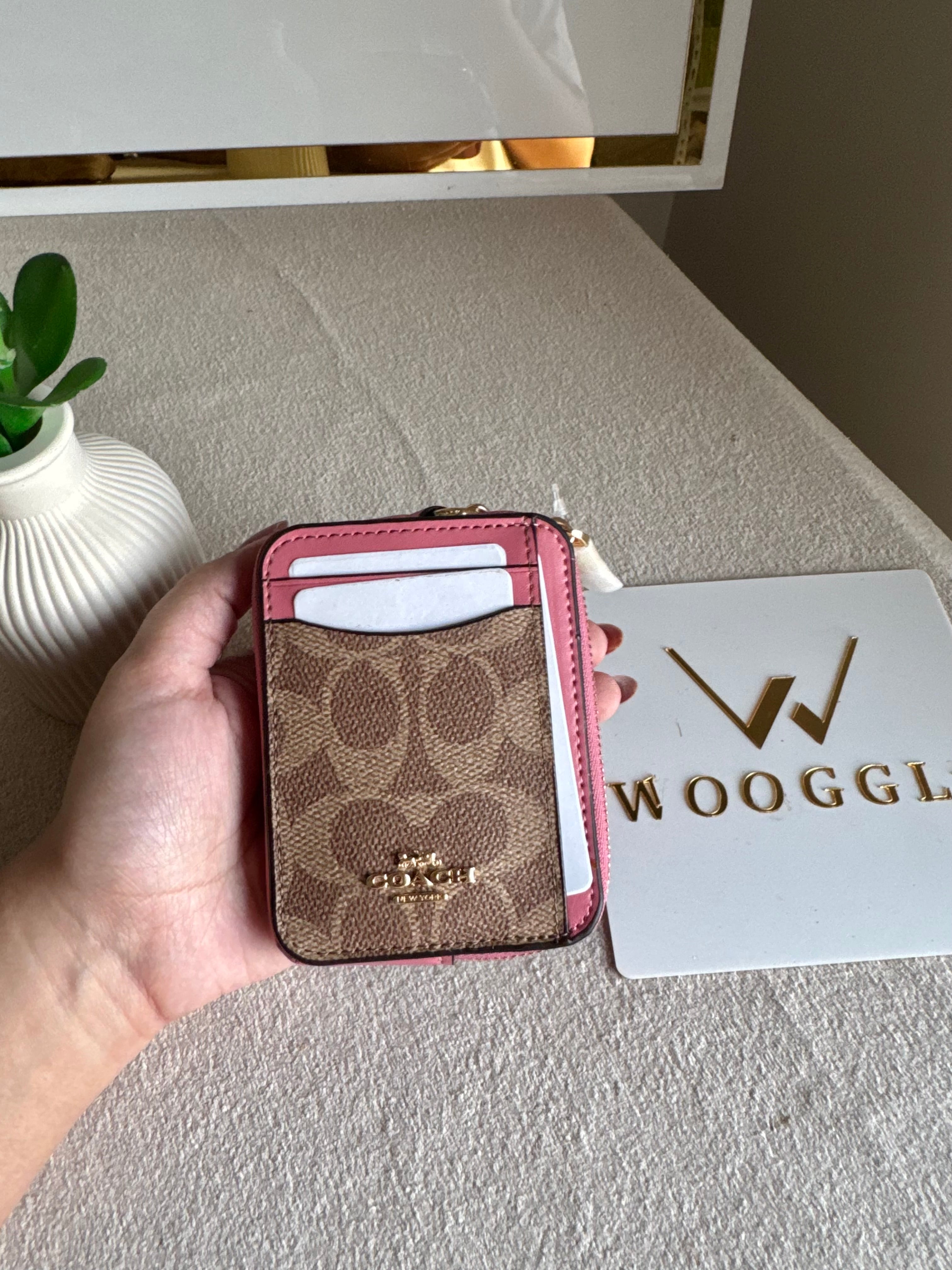 Coach Zip Card Case - Signature Apricot with Pink