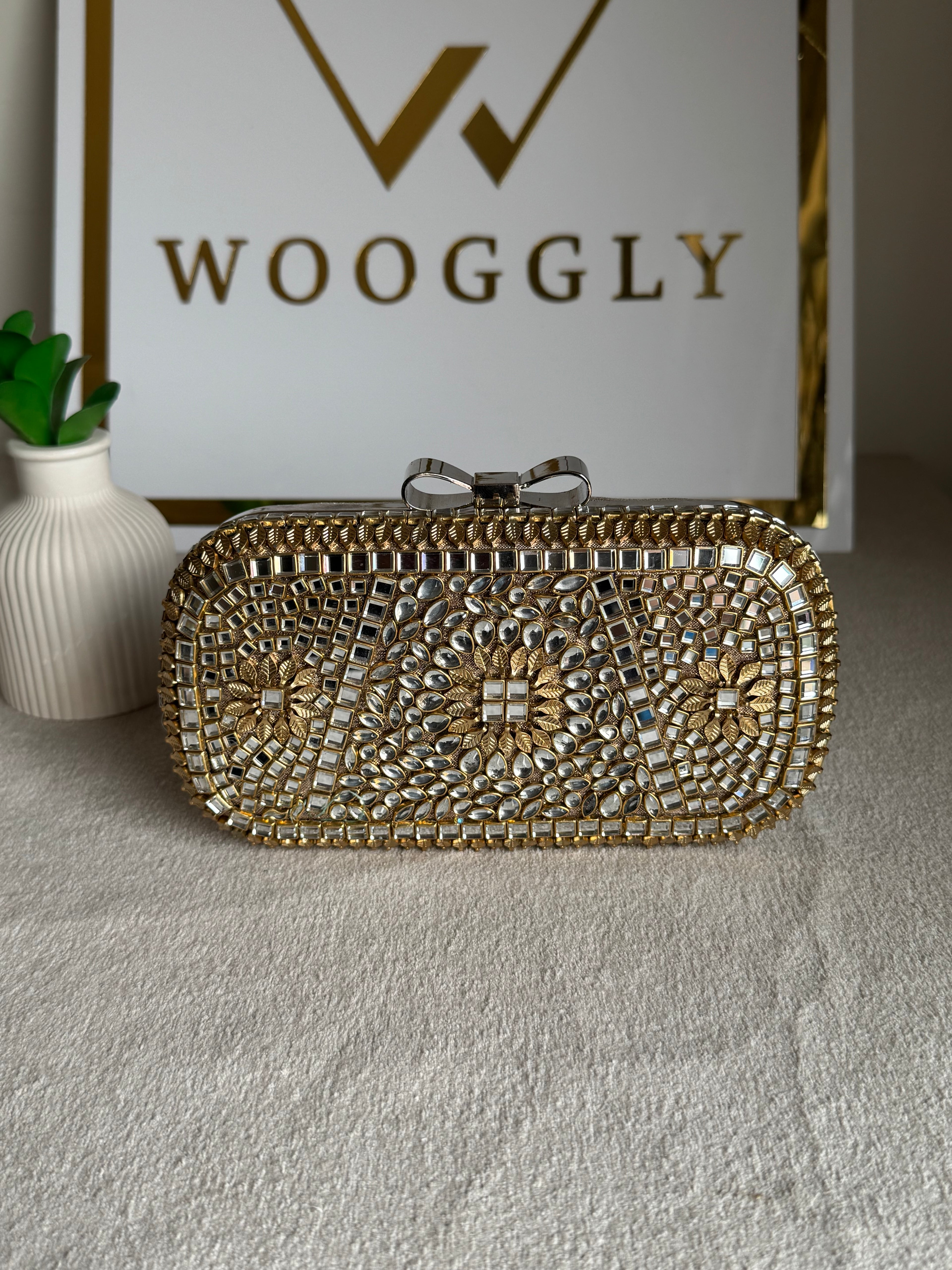 Mahe e Noor Kundan Clutch