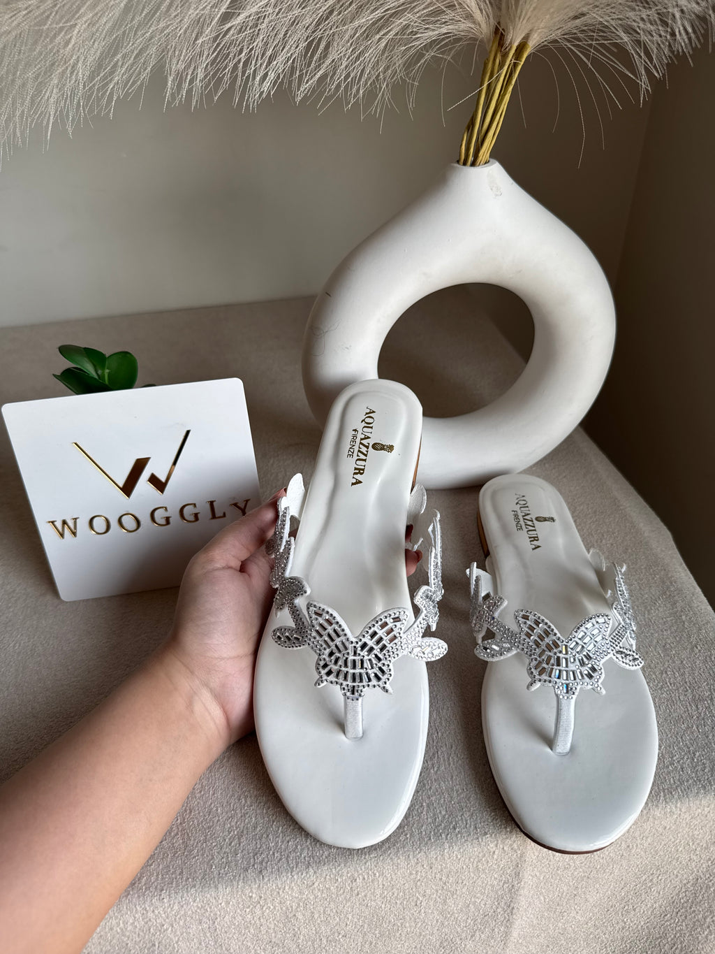 Aquazzura Pretty Slides - White
