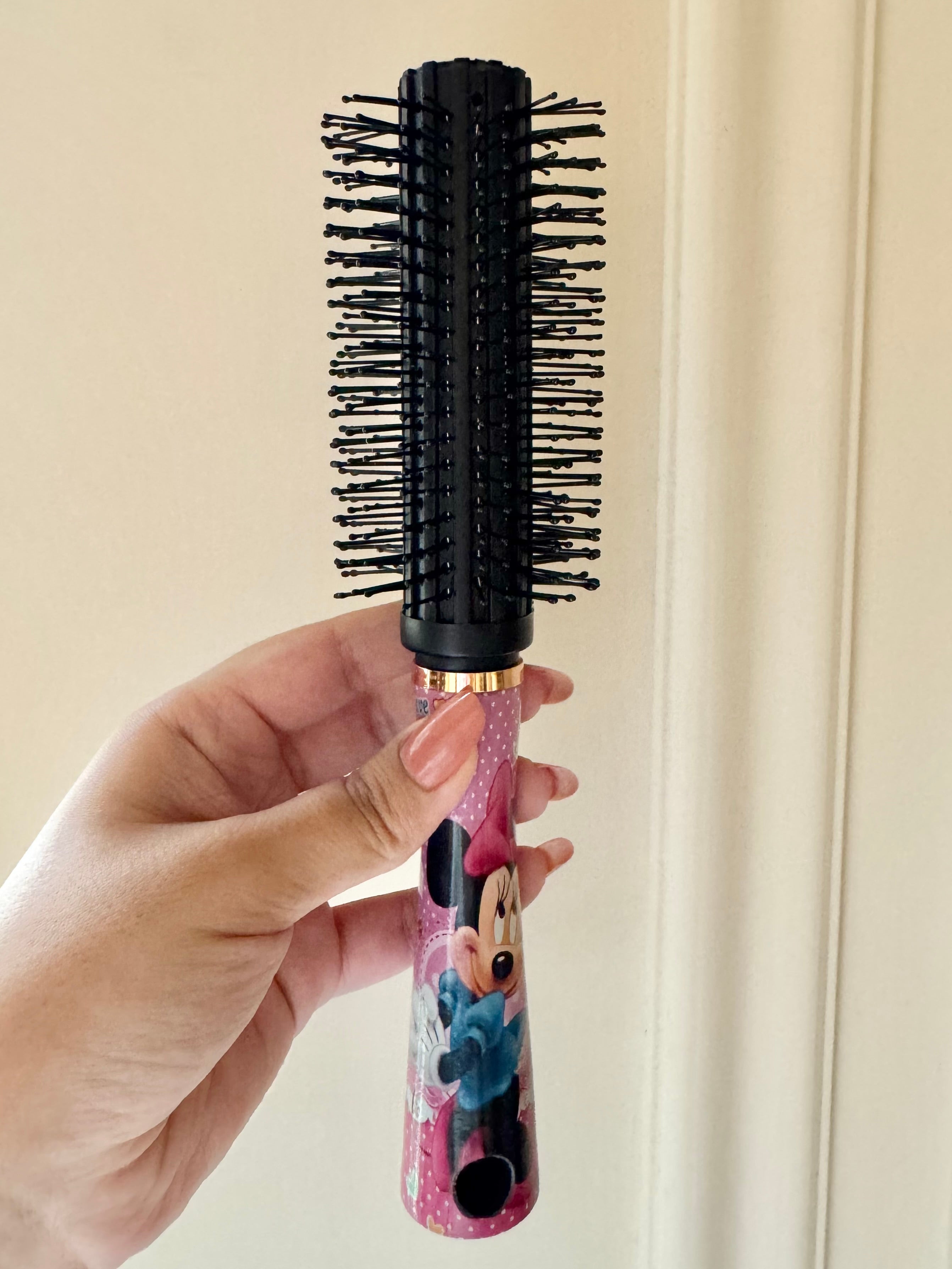 Cute Blow Dry Brush