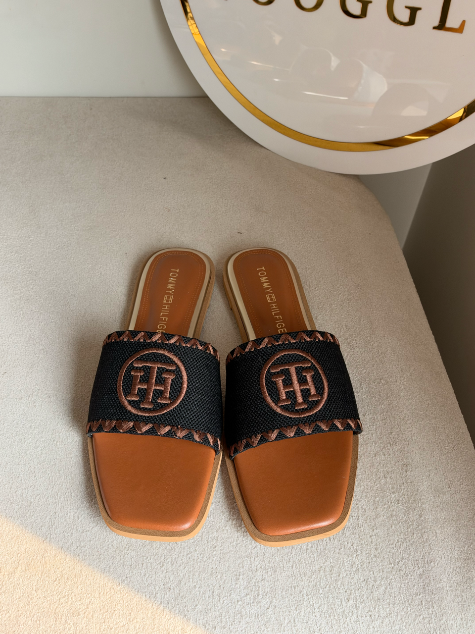 Meadow Weave Slides - Brown & Black