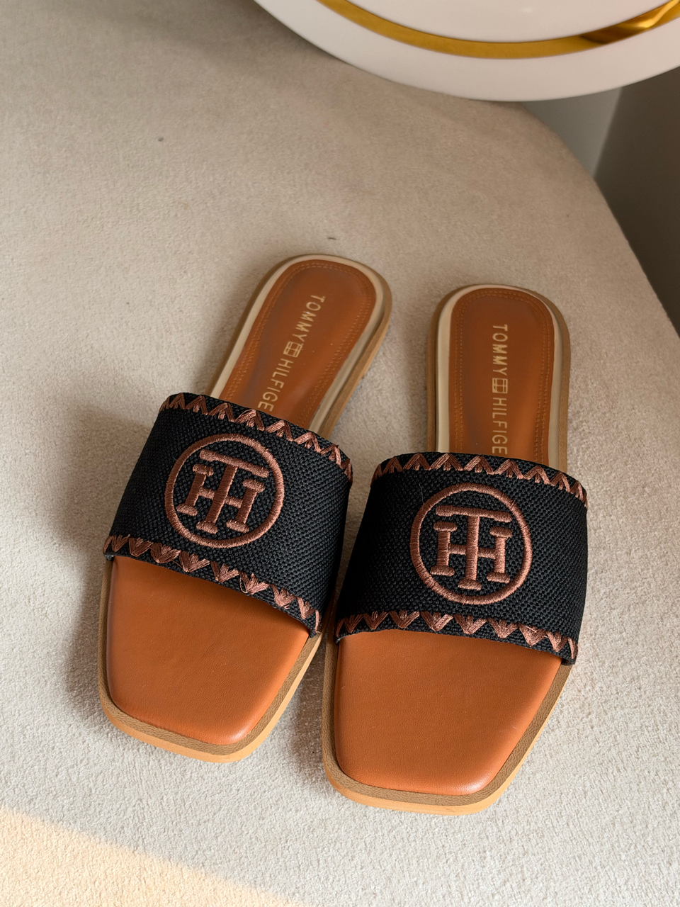Meadow Weave Slides - Brown & Black