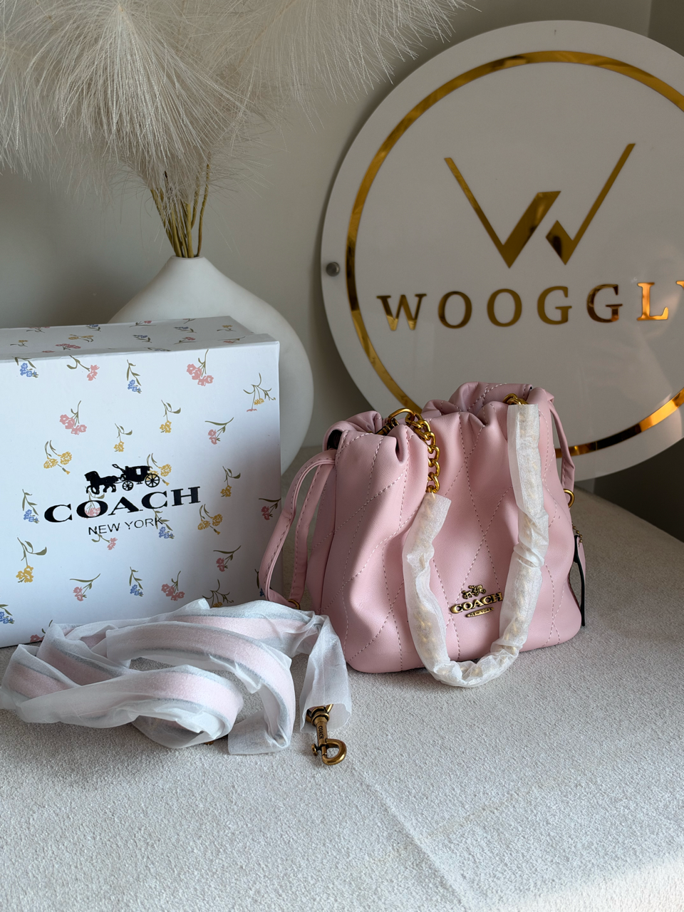 The Sovereign Bucket Bag with Box Packing - Pink