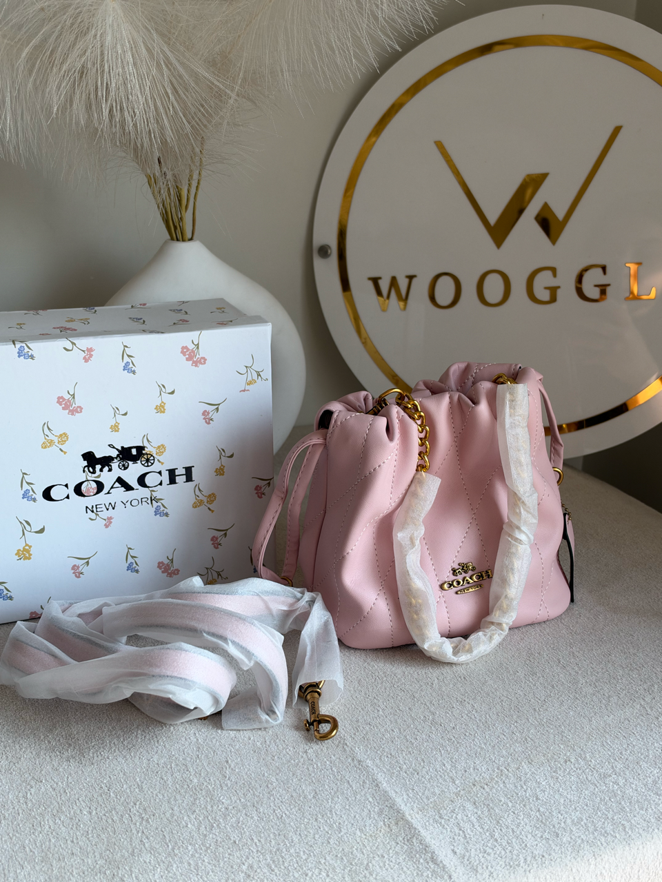 The Sovereign Bucket Bag with Box Packing - Pink