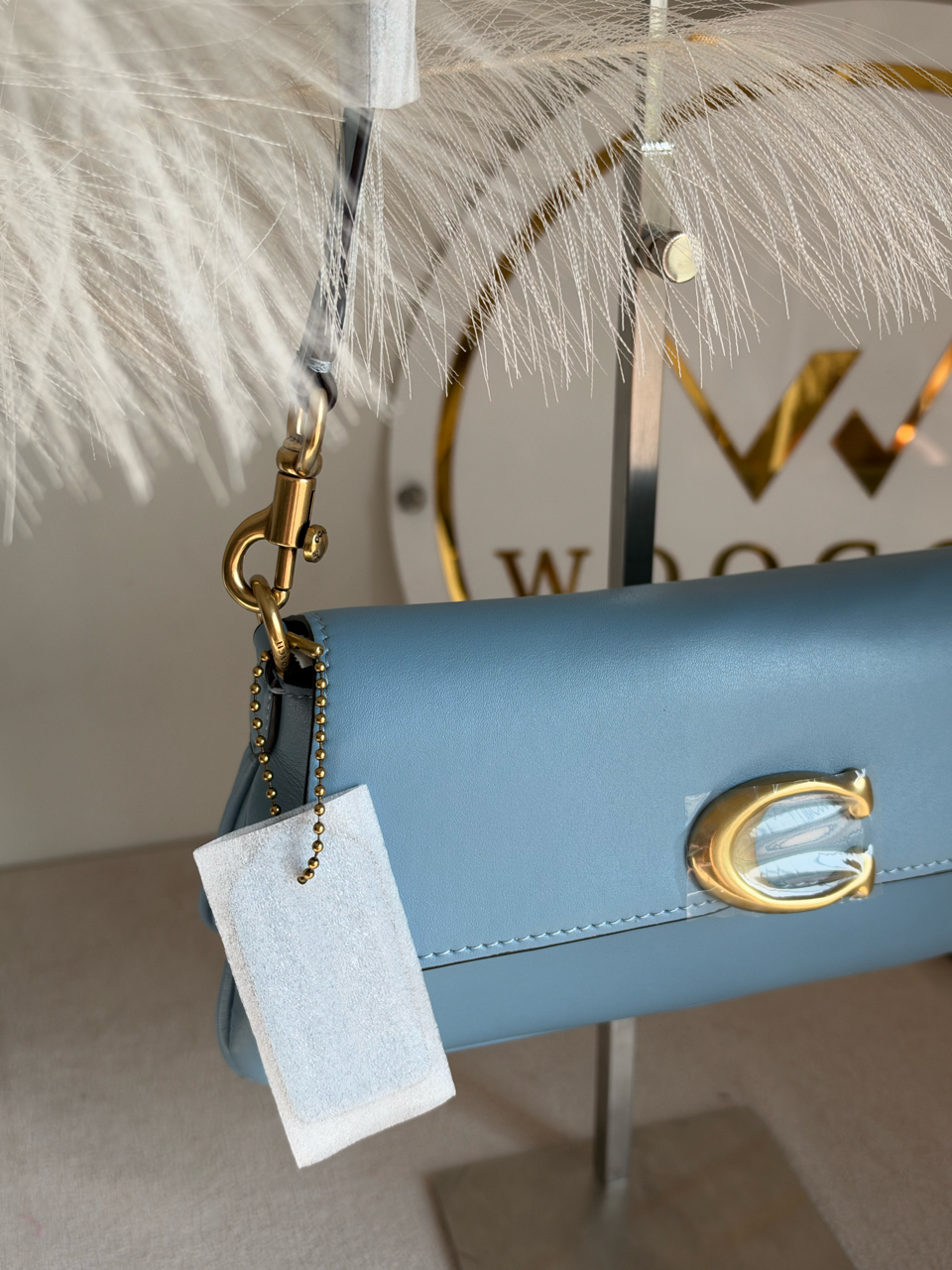 The Essential Archive Shoulder Bag - Light Blue