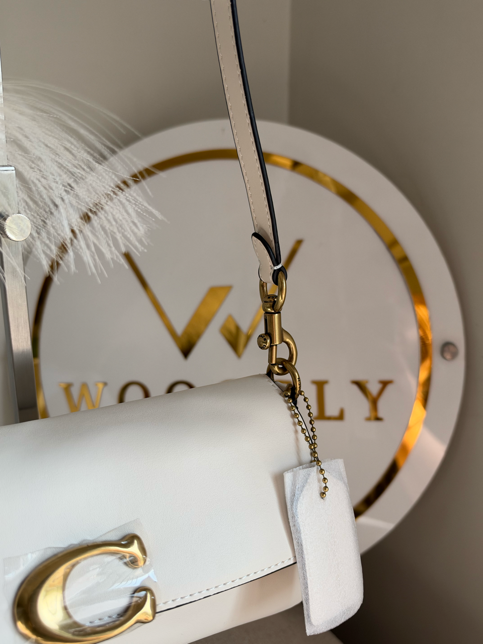 The Essential Archive Shoulder Bag - White & Soft Cream