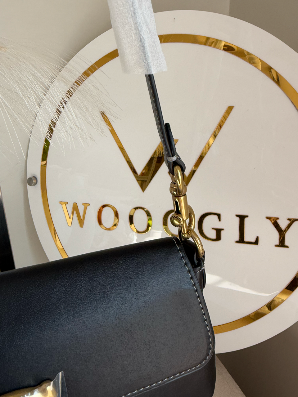 The Essential Archive Shoulder Bag - Black
