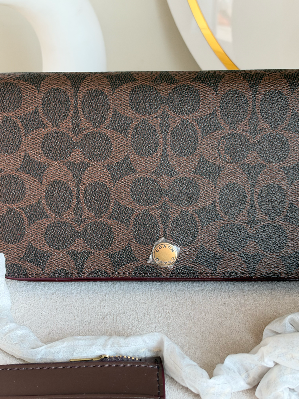 High Quality Crossbody Bag with Chain & Wallet - Brown