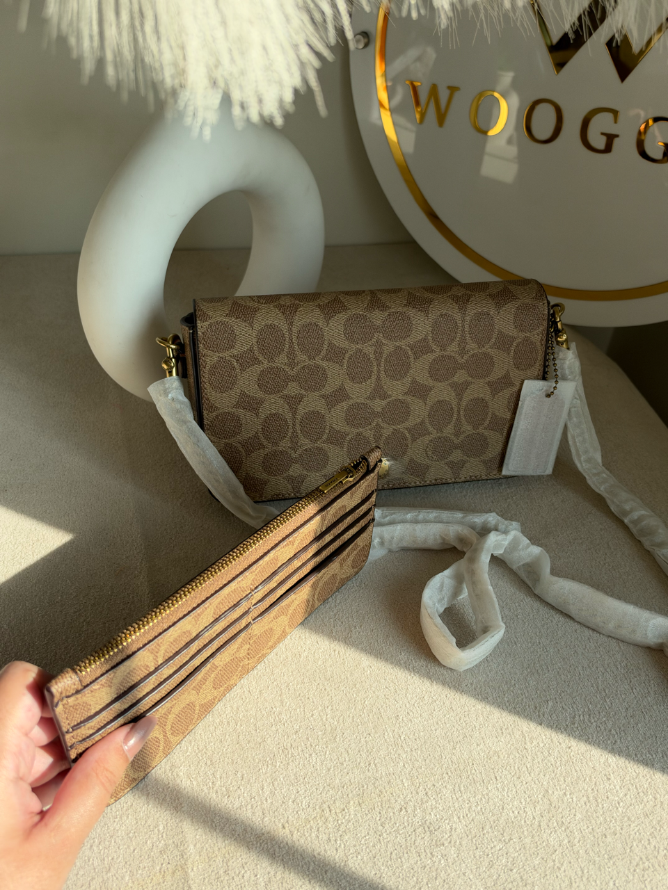 High Quality Crossbody Bag with Chain & Wallet - Beige & Brown