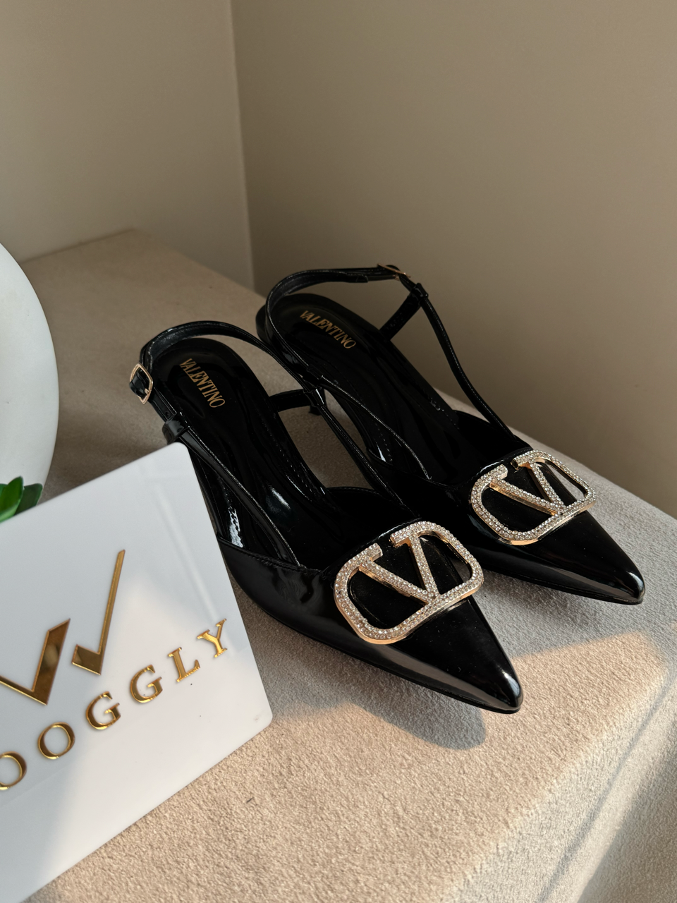 Essential Valentino Heels - Black