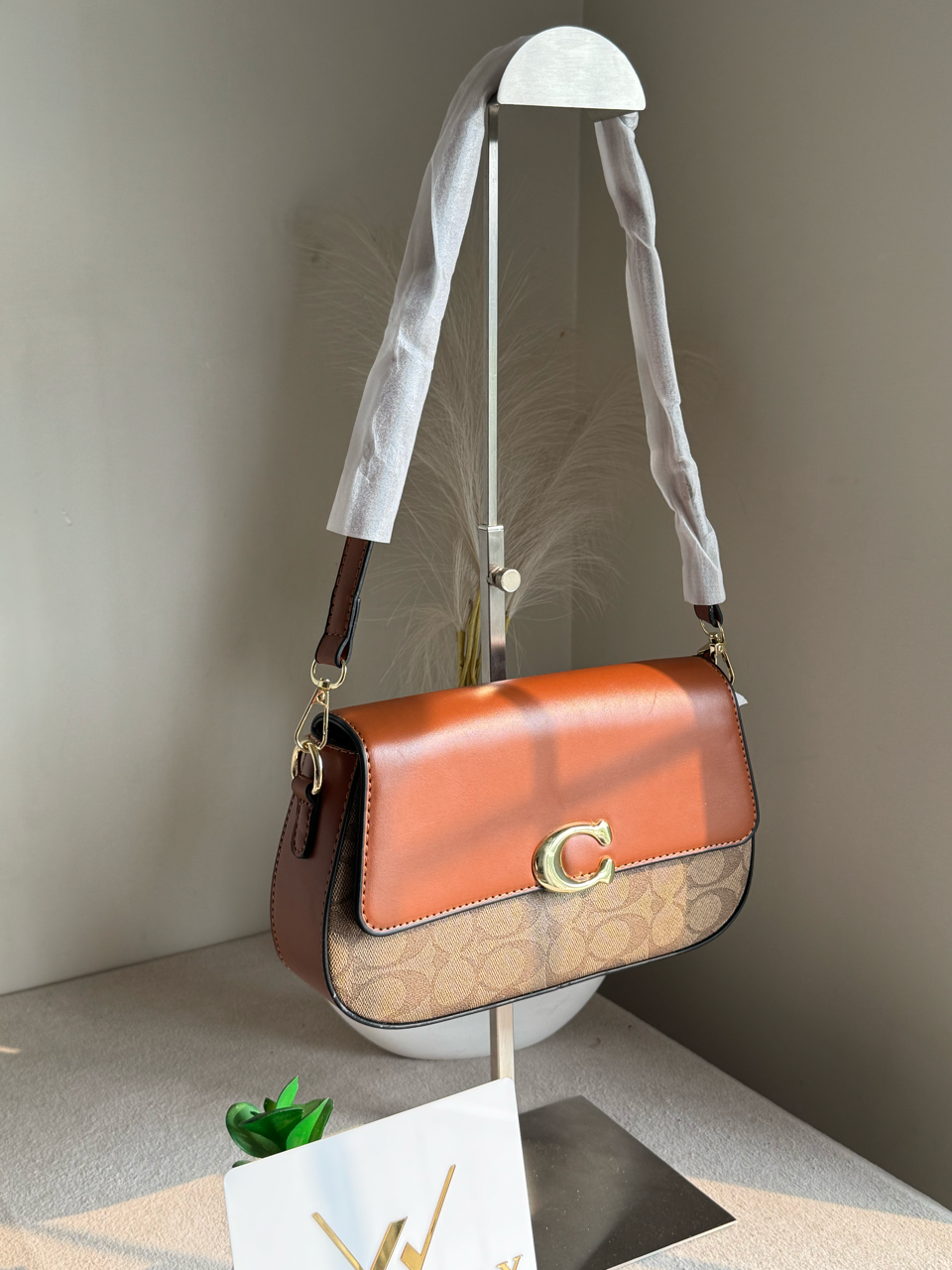 Luna - Brown & Beige