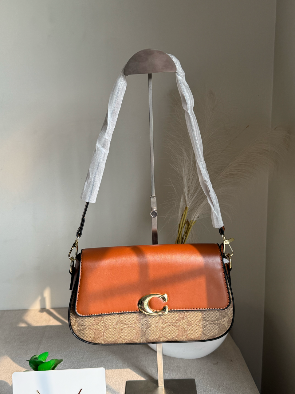 Luna - Brown & Beige