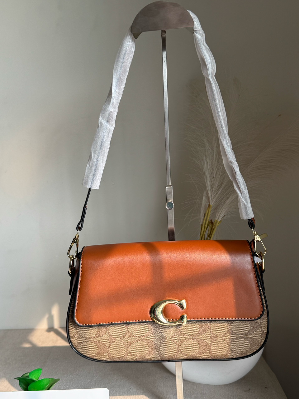Luna - Brown & Beige