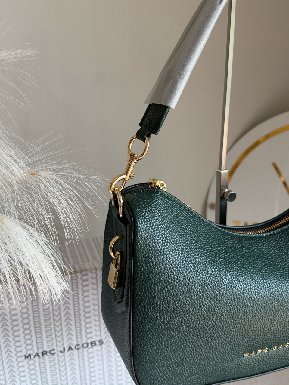 Drifter Convertible Shoulder Bag With Box Packing - Emarald Green