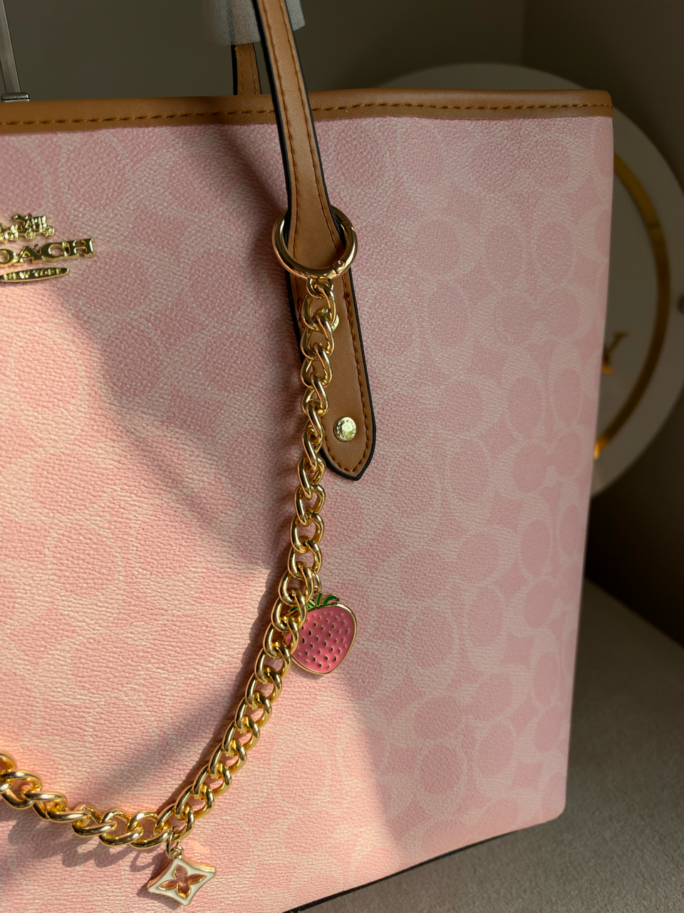 High Quality Tote Bag with Charms & Chain (Box Packing) - Pink