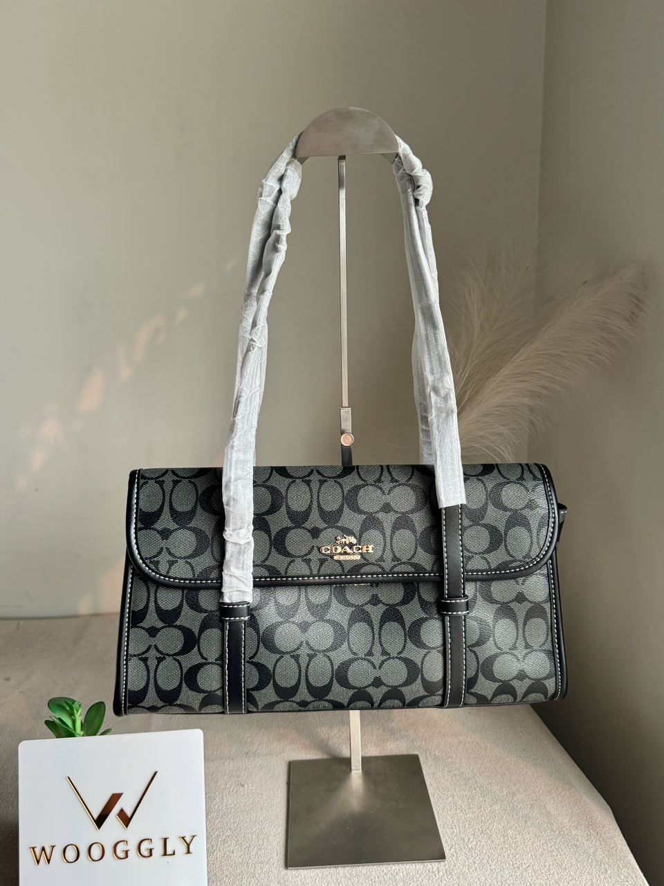 High Quality Coach Shoulder Bag - Black & Grey