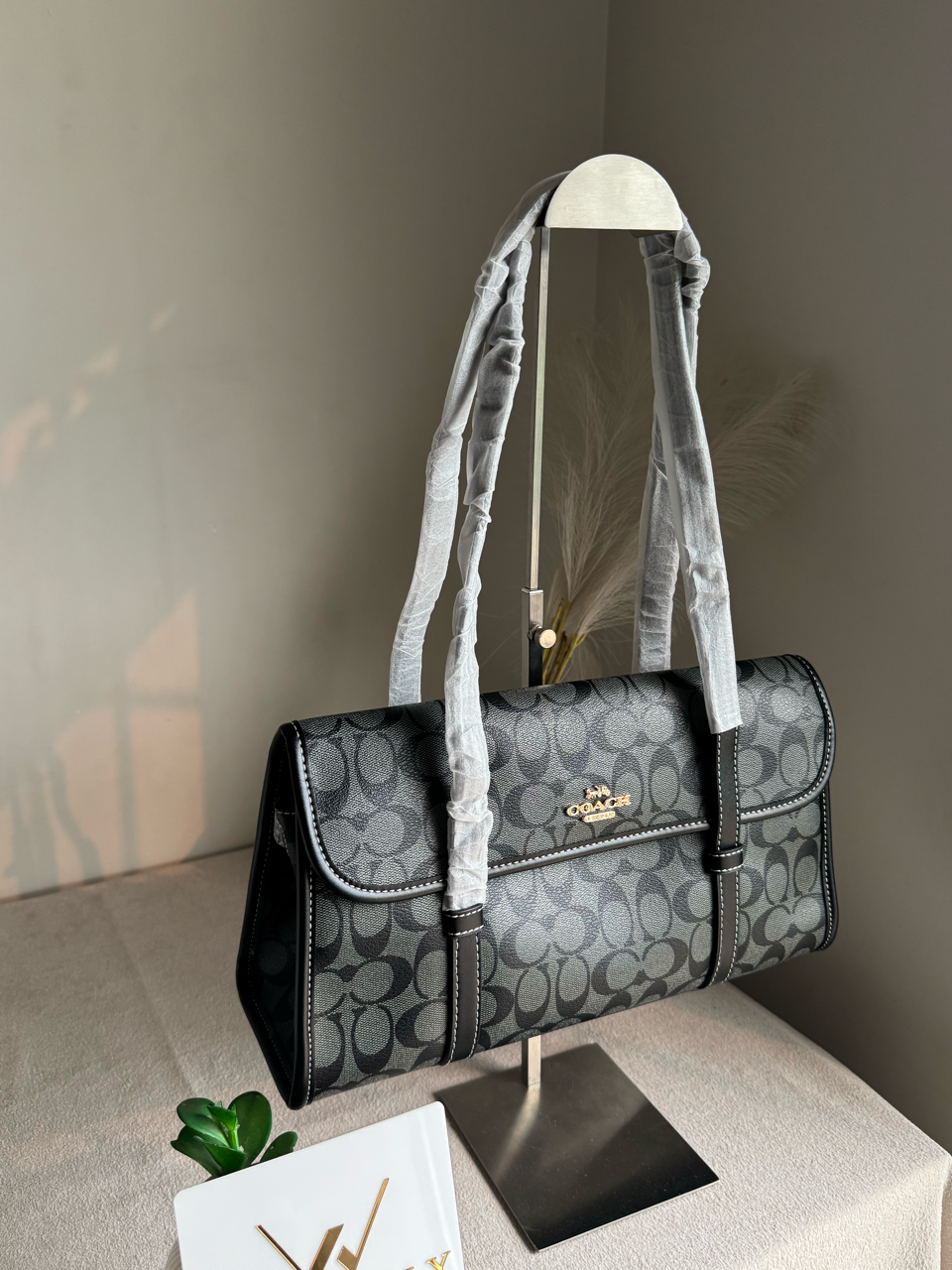 High Quality Coach Shoulder Bag - Black & Grey