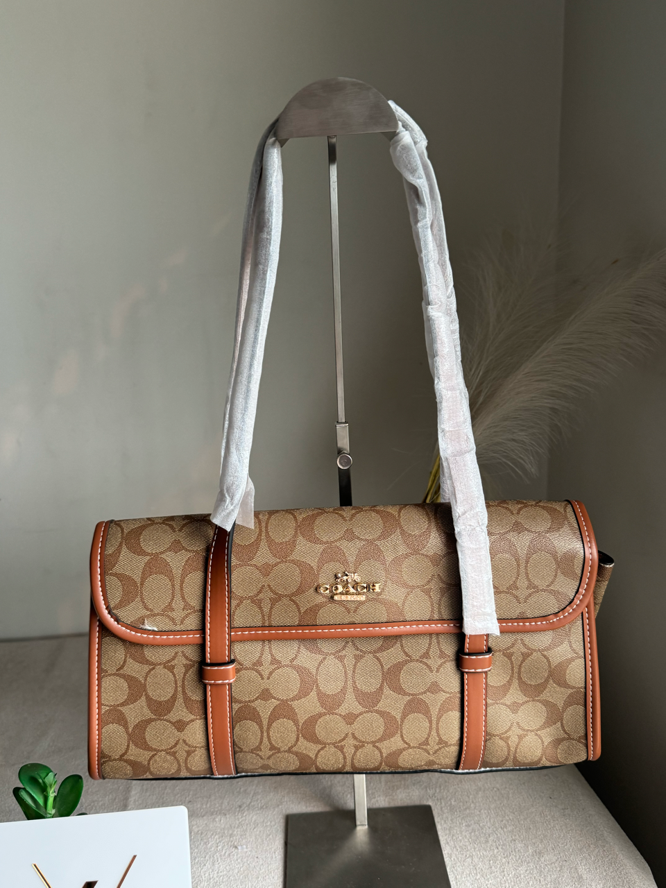 High Quality Coach Shoulder Bag - Beige & Brown