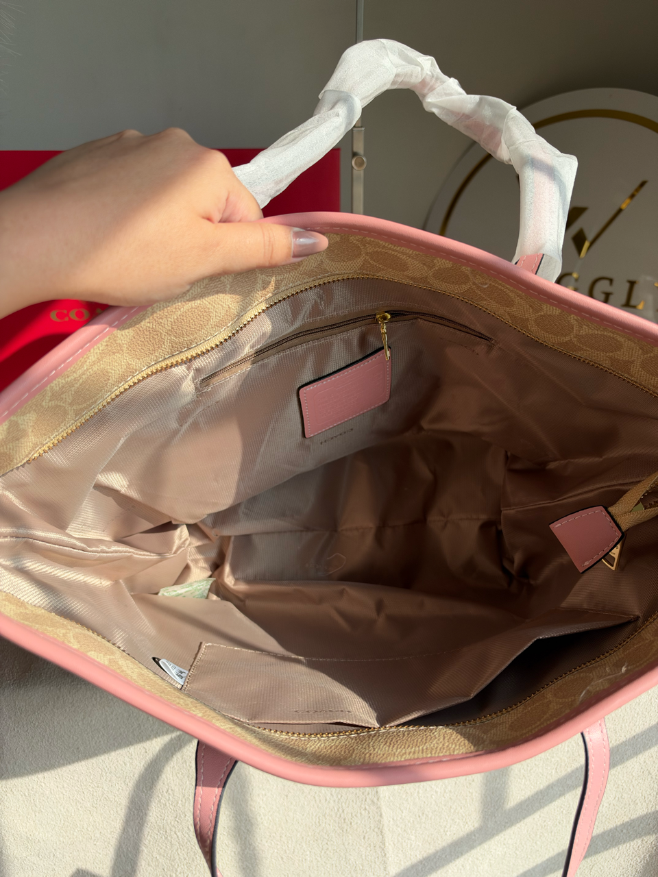 High Quality Tote Bag with Charms & Chain (Box Packing) - Beige