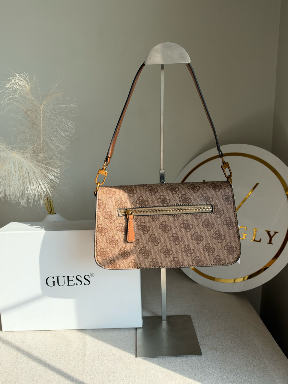 Izzy Flap Shoulder Bag With Box Packing - Latte