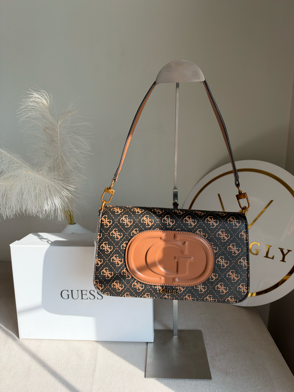 Izzy Flap Shoulder Bag With Box Packing - Brown