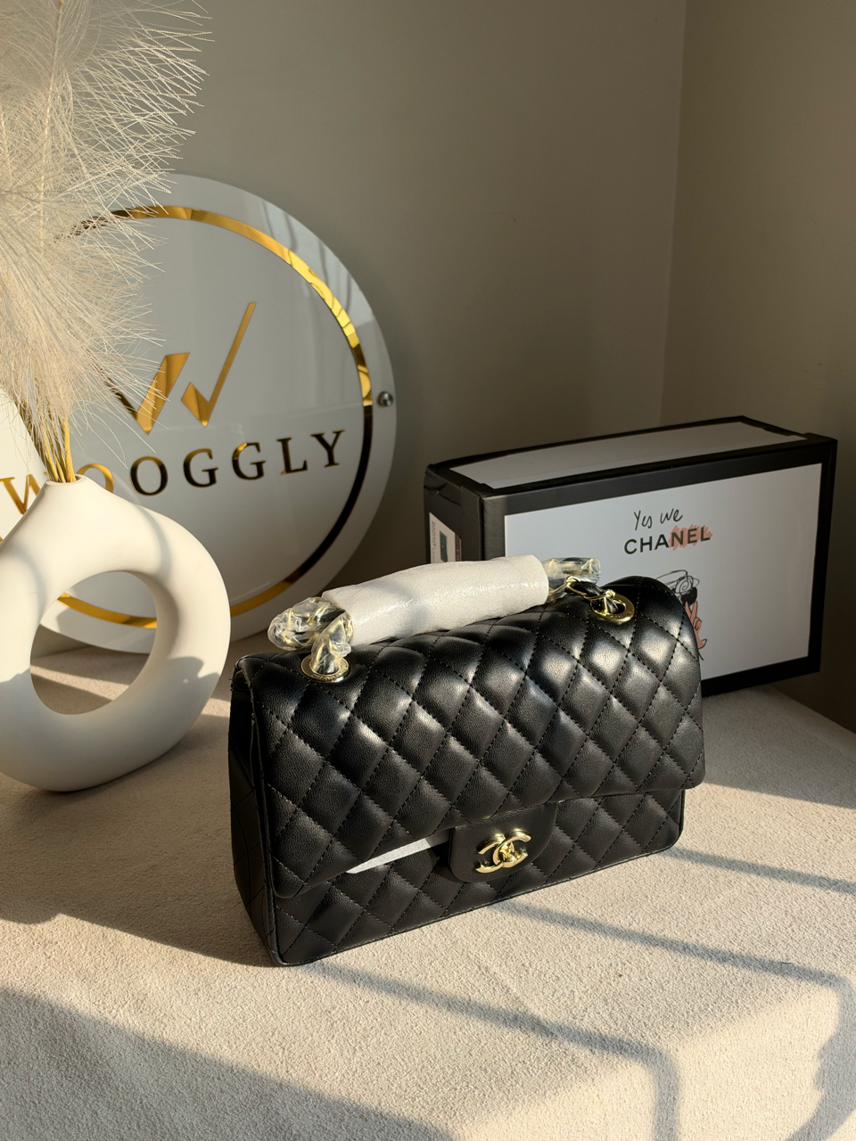 High Quality CH Shoulder bag With Box Packing - Black