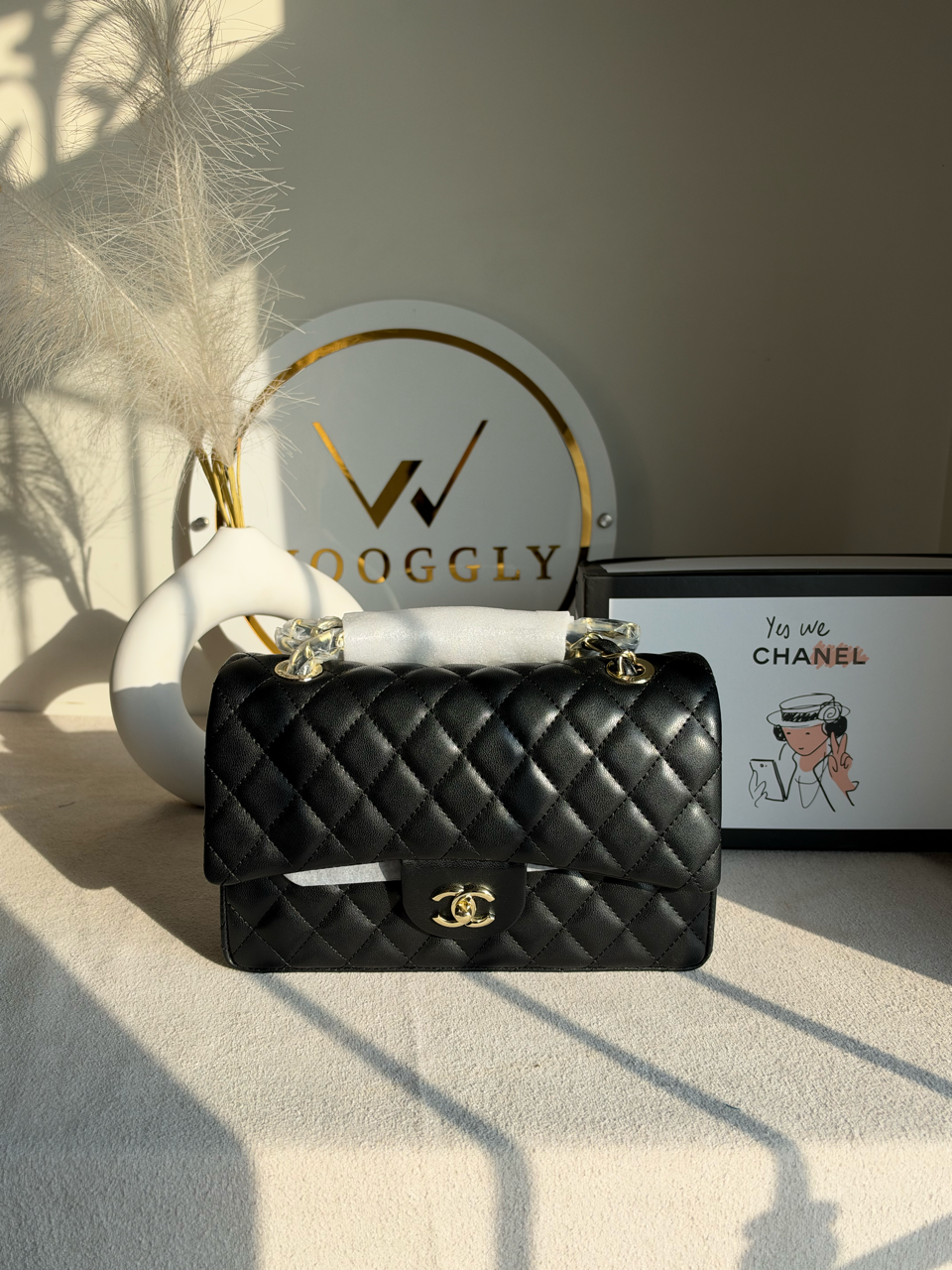 High Quality CH Shoulder bag With Box Packing - Black