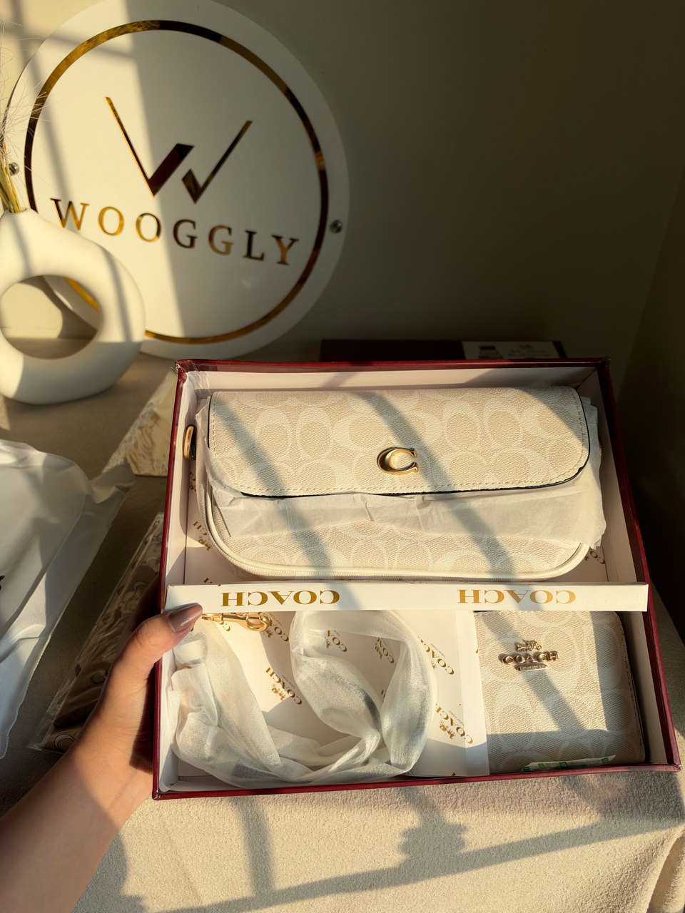 High Quality Gift Set With Wallet & Silk Scarf ( Box Packing) - Off White