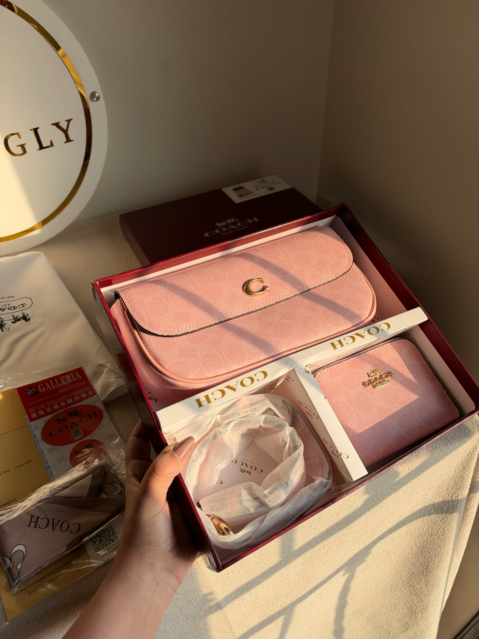 High Quality Gift Set With Wallet & Silk Scarf ( Box Packing) - Pink