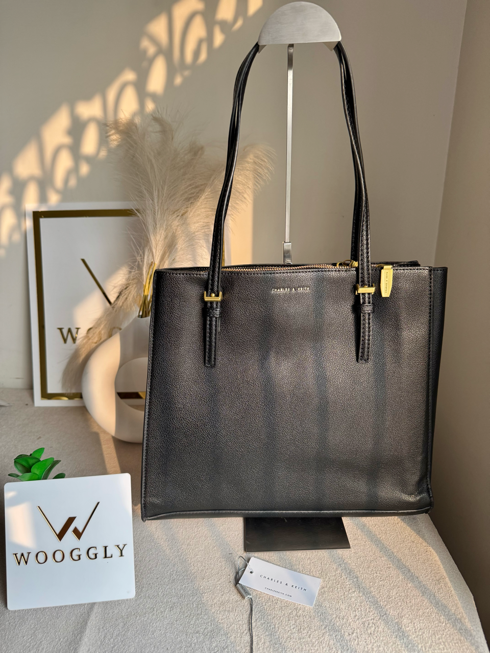 Everyday Essential Charles & Keith Tote Bag - Black
