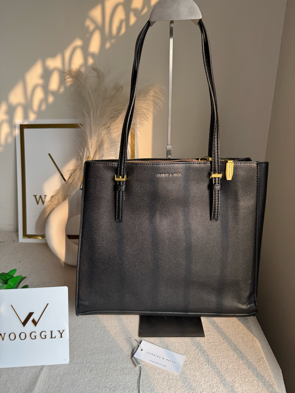 Everyday Essential Charles & Keith Tote Bag - Black