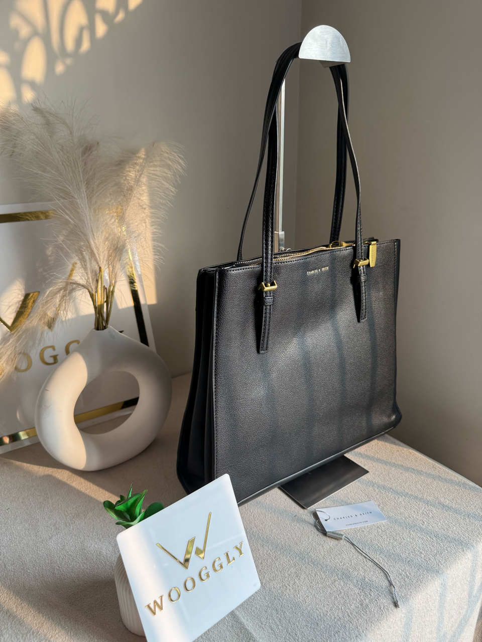 Everyday Essential Charles & Keith Tote Bag - Black
